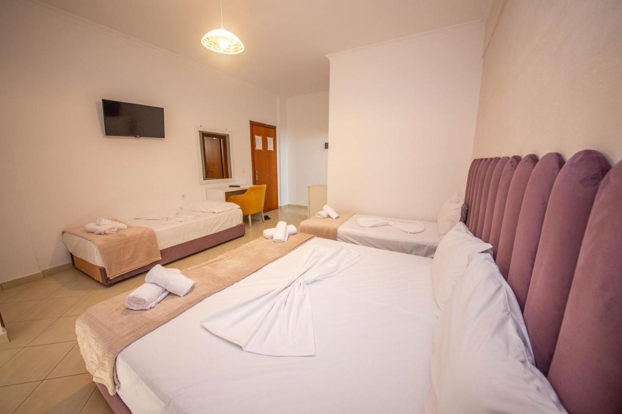 Hotel Keliani Саранда Екстер'єр фото
