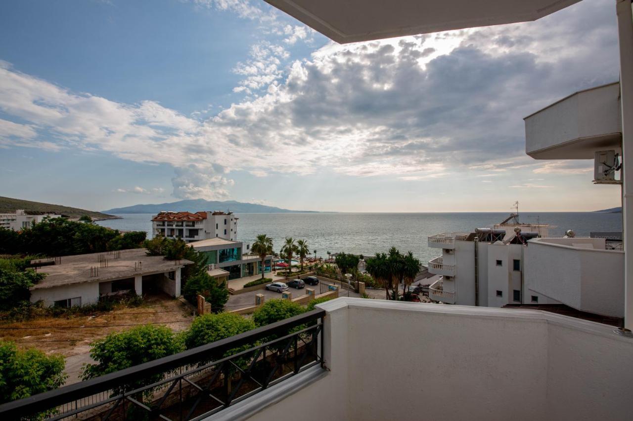 Hotel Keliani Саранда Екстер'єр фото