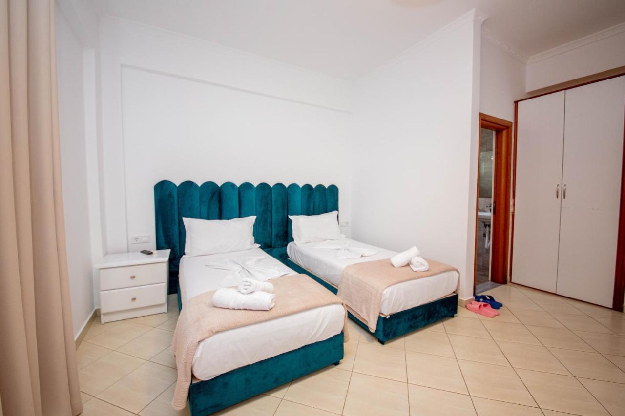 Hotel Keliani Саранда Екстер'єр фото