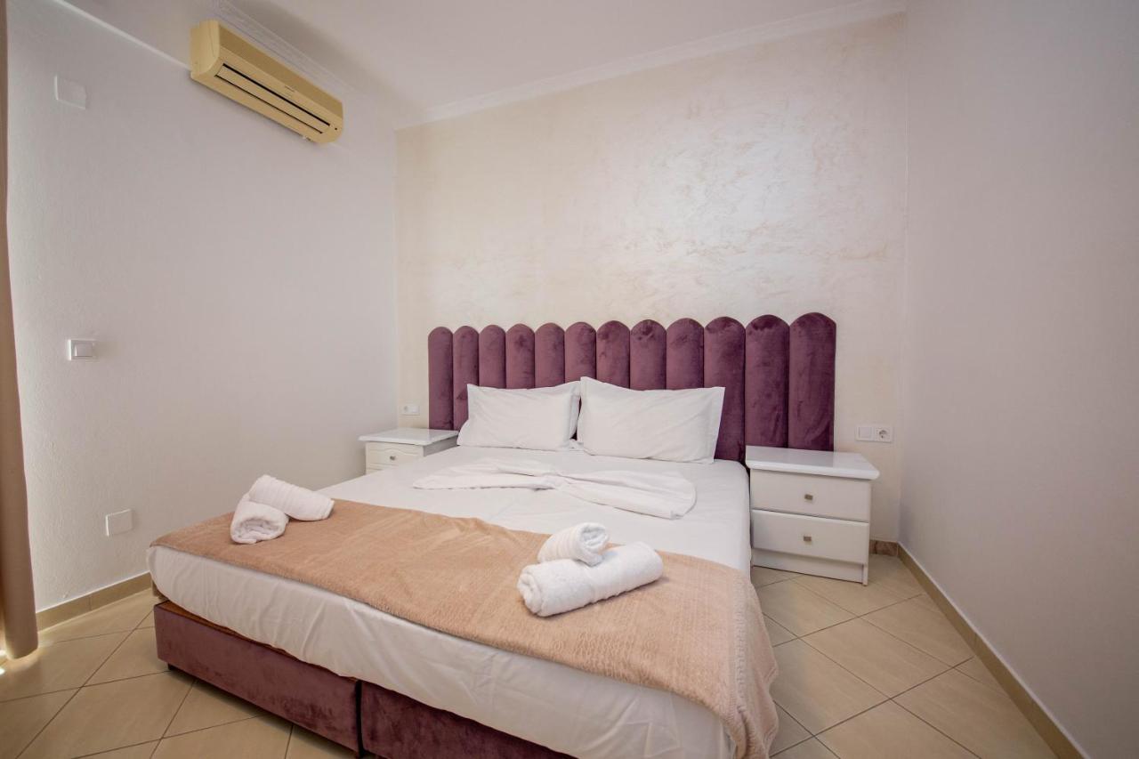 Hotel Keliani Саранда Екстер'єр фото