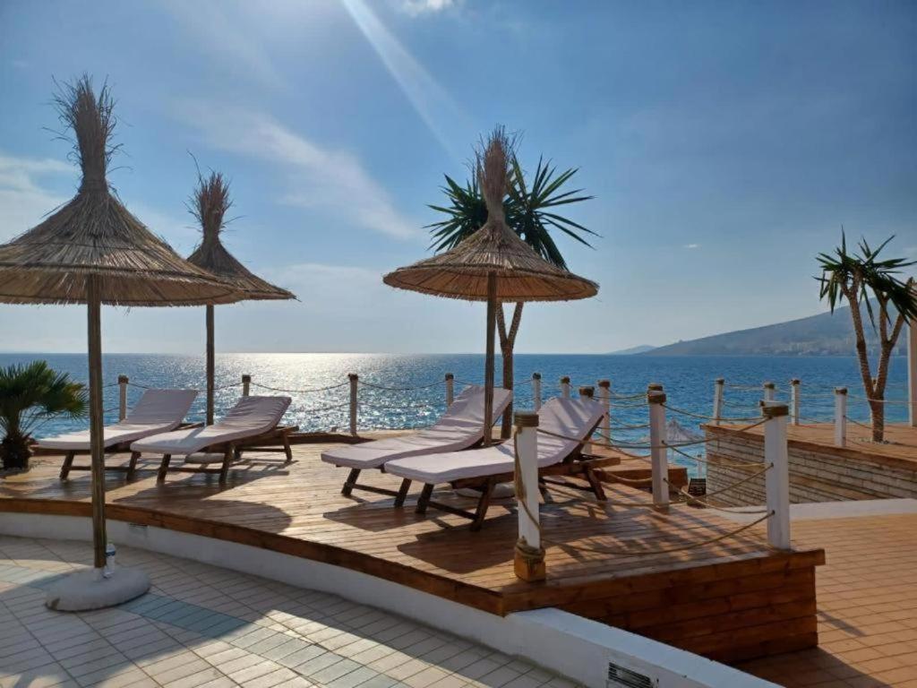 Hotel Keliani Саранда Екстер'єр фото